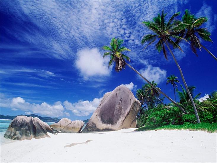 Tapety Na Pulpit - White Sandy Beach, Seychelles.jpg