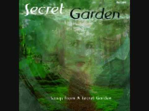 saj5 - Secret Garden - Papillon HQ.jpg